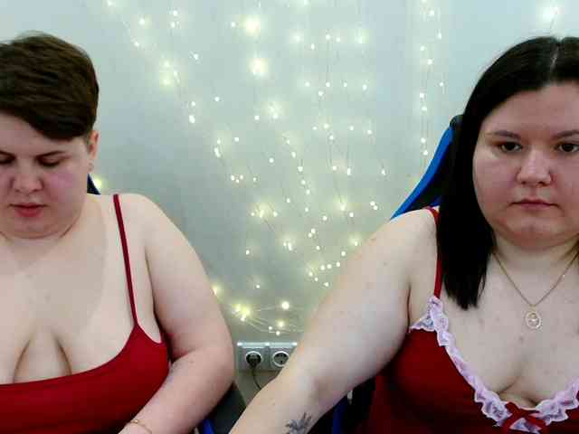 BeckyAndEllen webcam