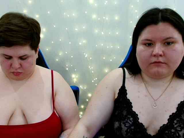 BeckyAndEllen webcam