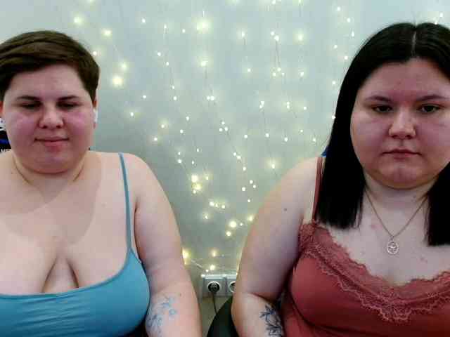 BeckyAndEllen webcam