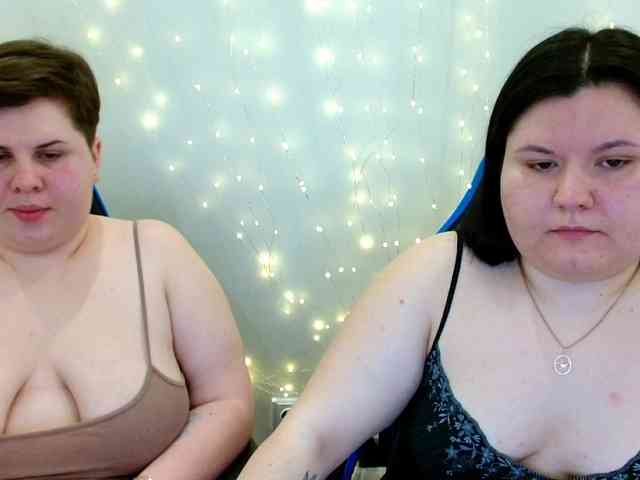BeckyAndEllen webcam