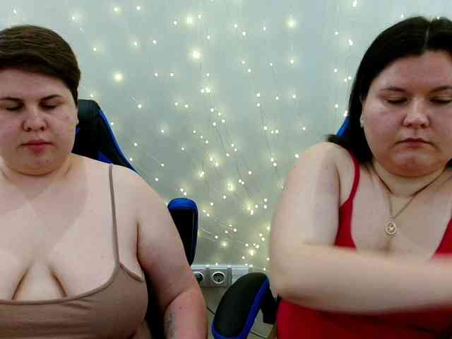 Модель: BeckyAndEllen