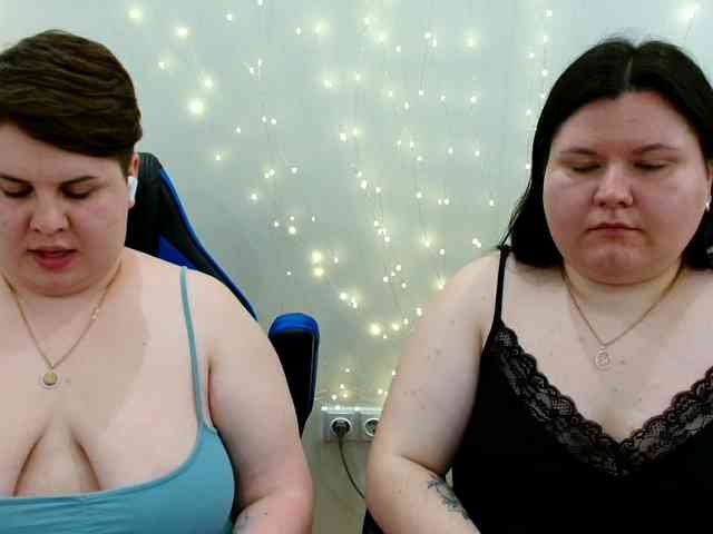 BeckyAndEllen webcam