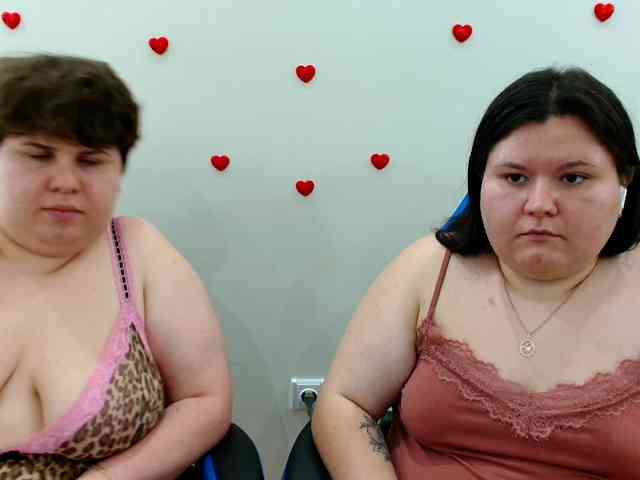 BeckyAndEllen webcam