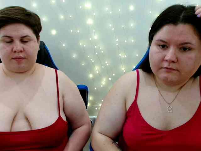BeckyAndEllen webcam
