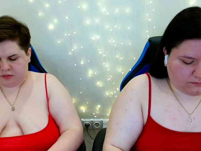 BeckyAndEllen webcam
