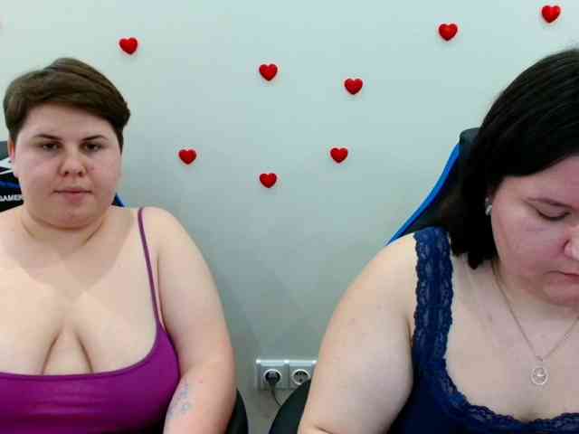 BeckyAndEllen webcam
