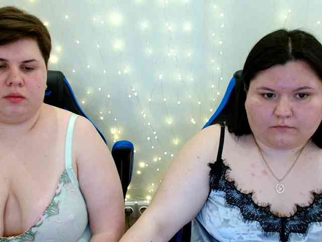 BeckyAndEllen webcam