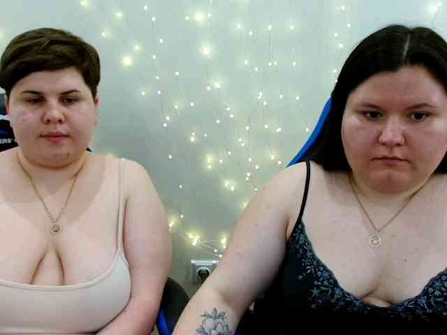 BeckyAndEllen webcam