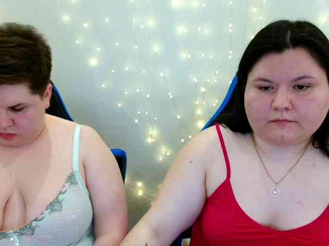 BeckyAndEllen webcam