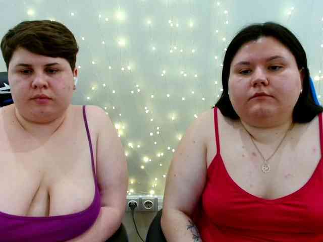 BeckyAndEllen webcam