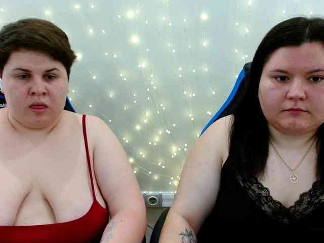 BeckyAndEllen webcam