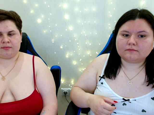 BeckyAndEllen webcam