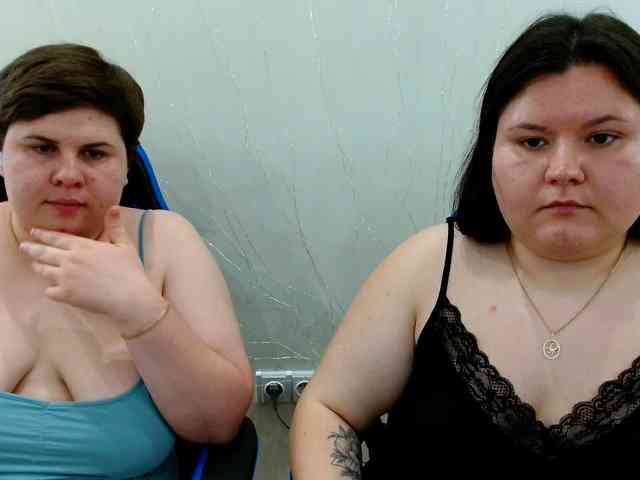 BeckyAndEllen webcam
