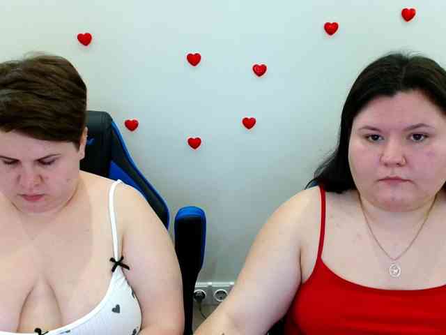 BeckyAndEllen webcam