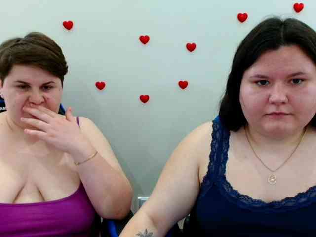 BeckyAndEllen webcam