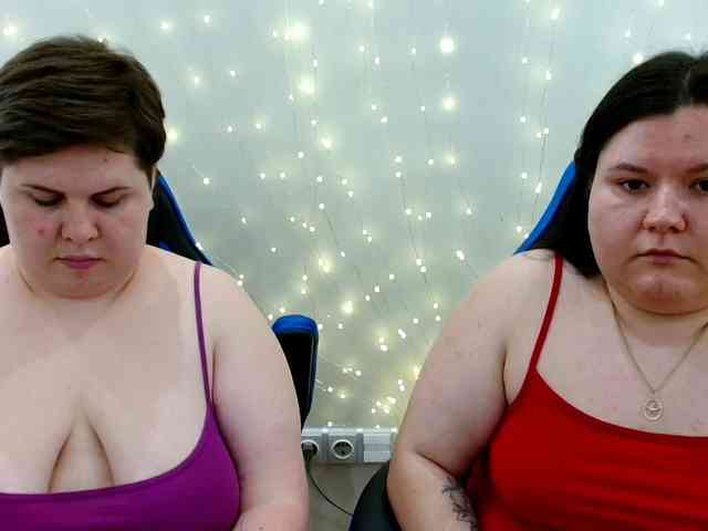 BeckyAndEllen webcam