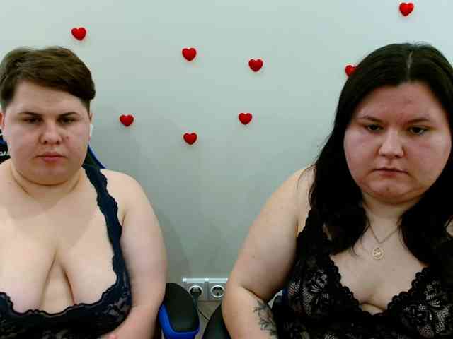 BeckyAndEllen webcam