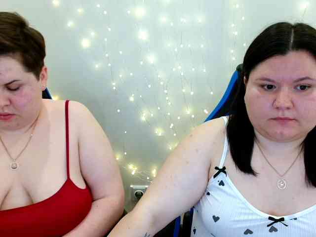 BeckyAndEllen webcam