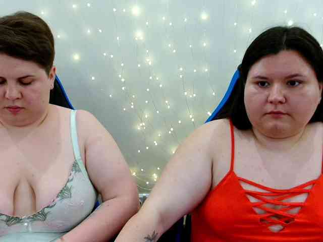BeckyAndEllen webcam