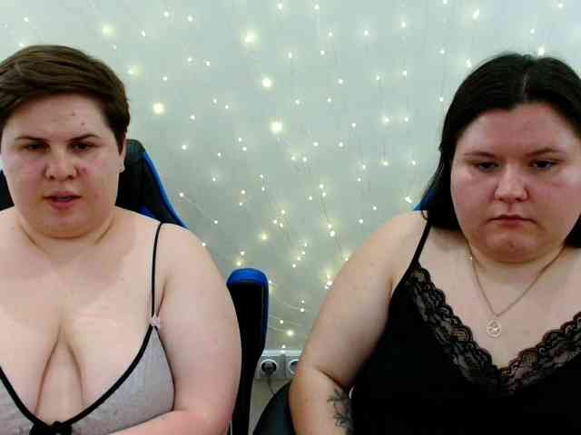 BeckyAndEllen webcam