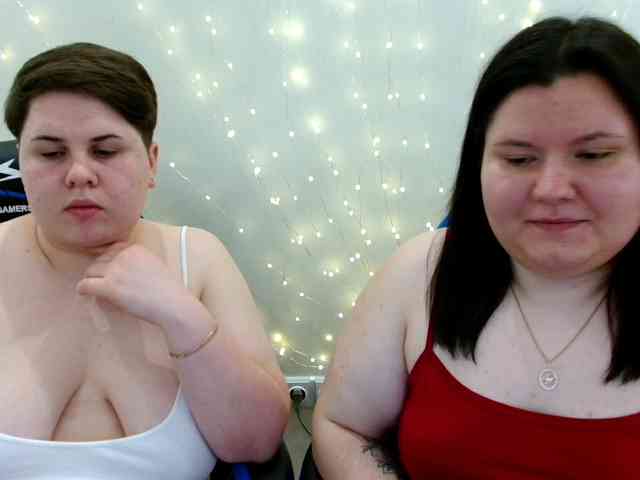BeckyAndEllen webcam