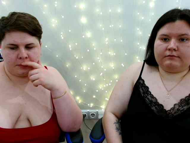 BeckyAndEllen webcam