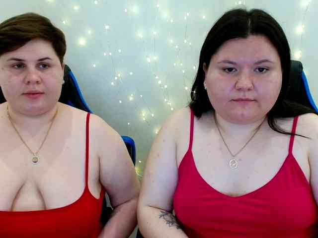 BeckyAndEllen webcam