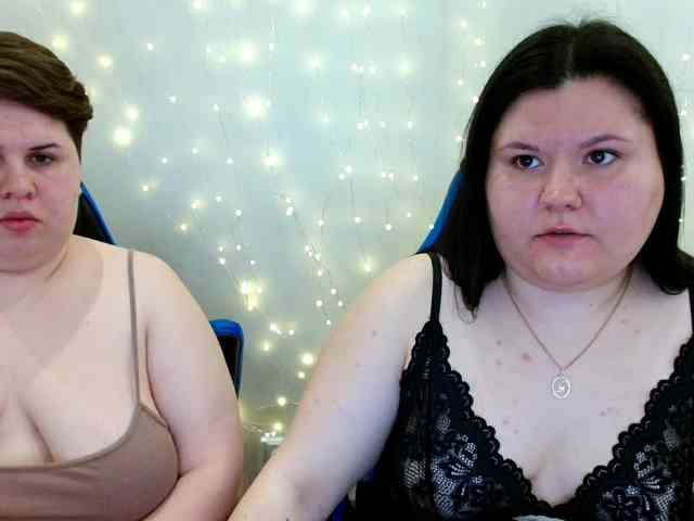BeckyAndEllen webcam