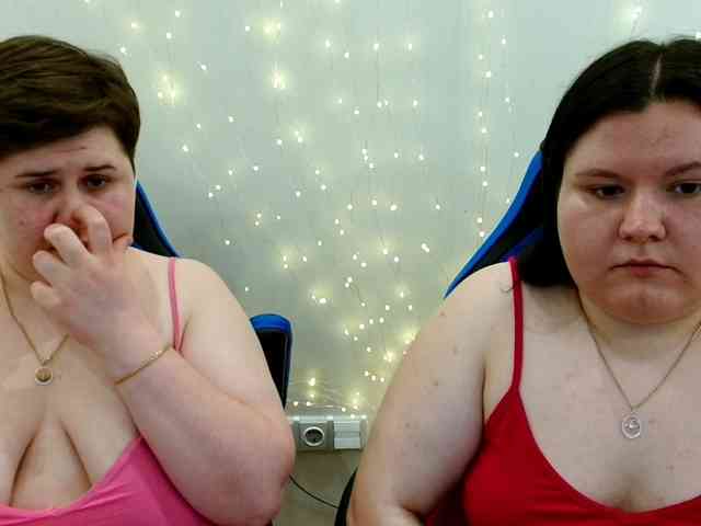 BeckyAndEllen webcam