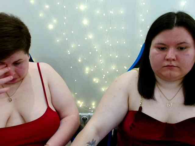 BeckyAndEllen webcam