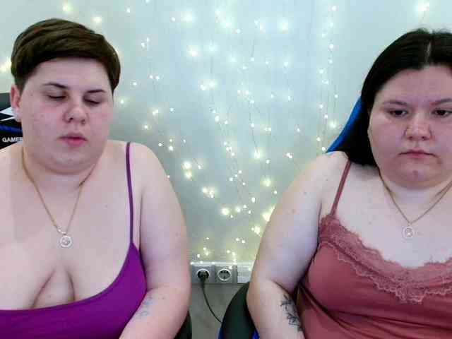 BeckyAndEllen webcam