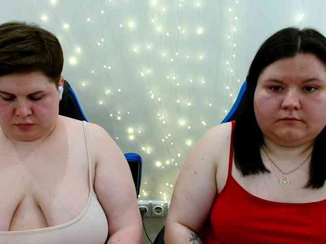 BeckyAndEllen webcam