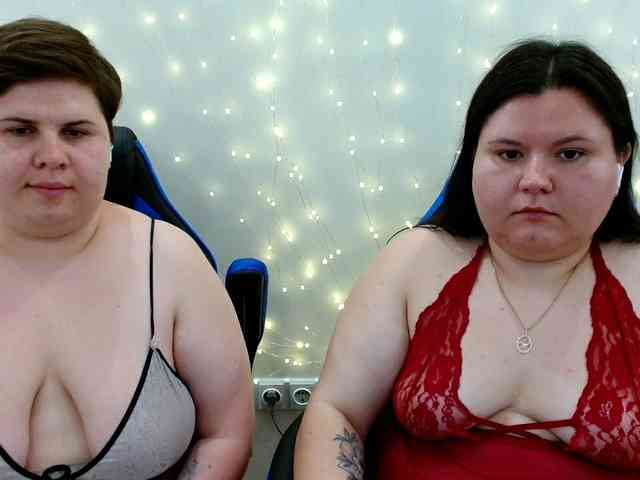 BeckyAndEllen webcam