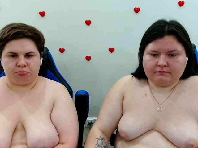 BeckyAndEllen webcam