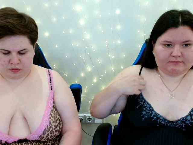 BeckyAndEllen webcam