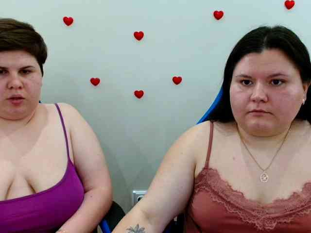 BeckyAndEllen webcam