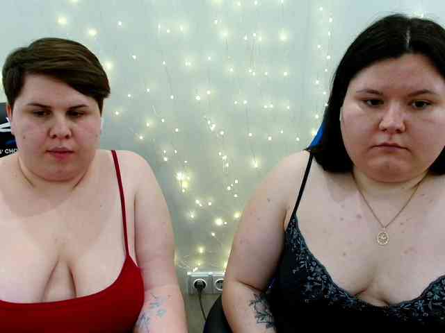 BeckyAndEllen webcam