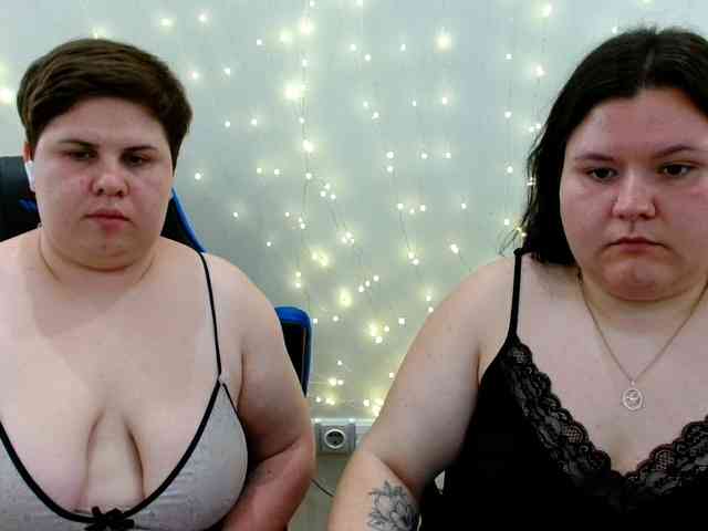 BeckyAndEllen webcam
