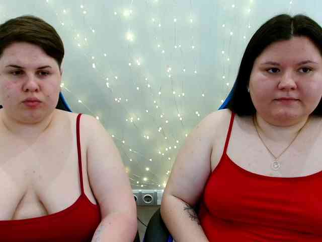 BeckyAndEllen webcam