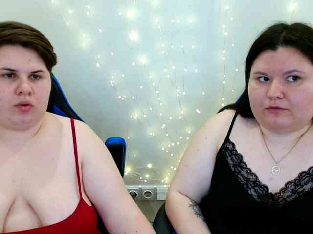 BeckyAndEllen webcam