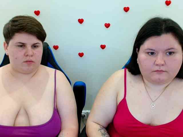 BeckyAndEllen webcam