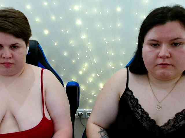 BeckyAndEllen webcam