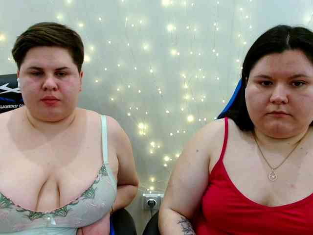 BeckyAndEllen webcam