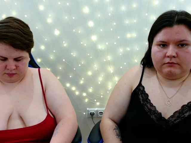 BeckyAndEllen webcam