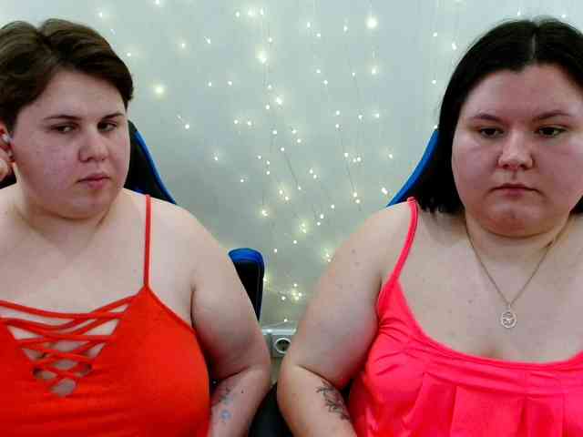 BeckyAndEllen webcam