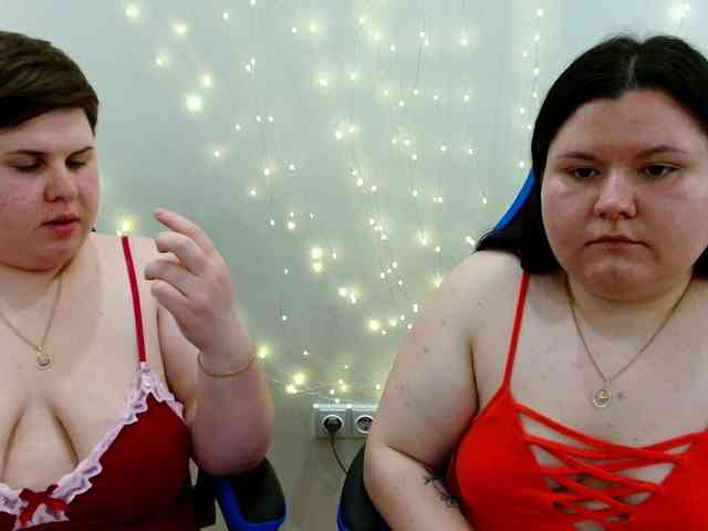 BeckyAndEllen webcam