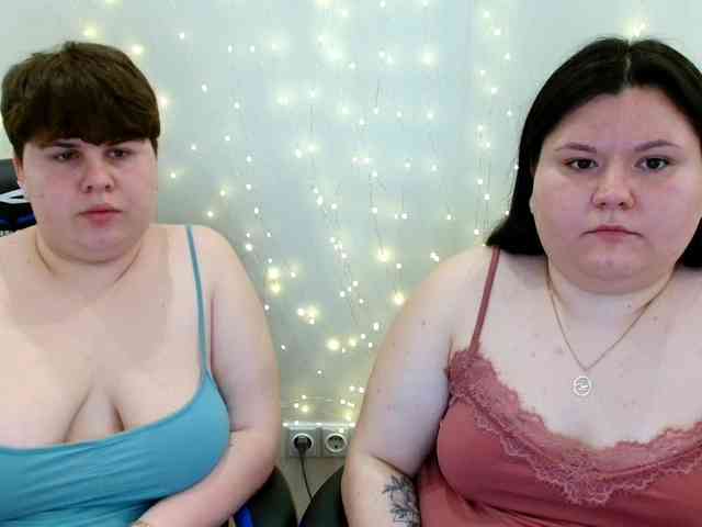 BeckyAndEllen webcam
