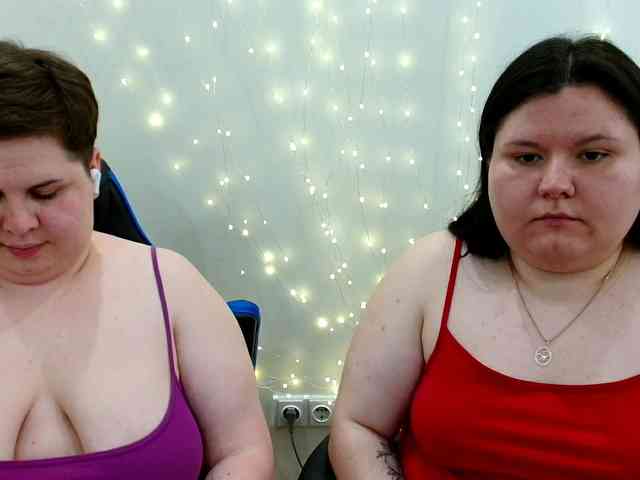 BeckyAndEllen webcam