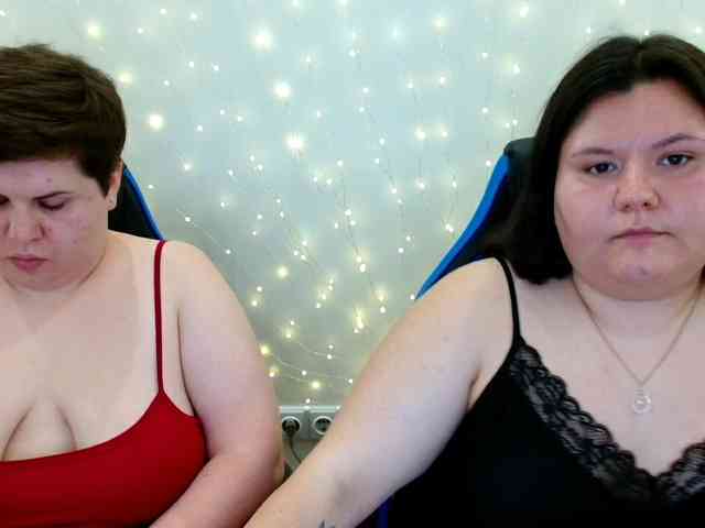 BeckyAndEllen webcam