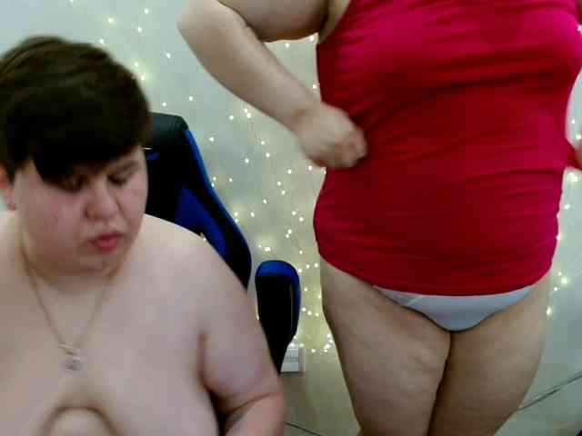 BeckyAndEllen webcam